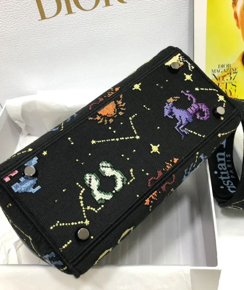 Lady D-Lite Tanabata 5-panel embroidery Size: 24 x 20 x 11 cm