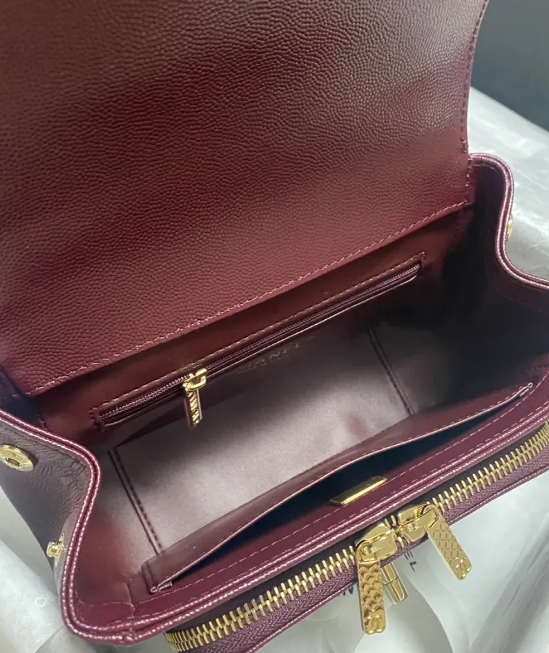 CHANEL Pearl Ball Size: 19x7x14cm Style Number: 93749 Deep Maroon