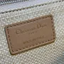 Montaigne 30M, size:24*18*5cm