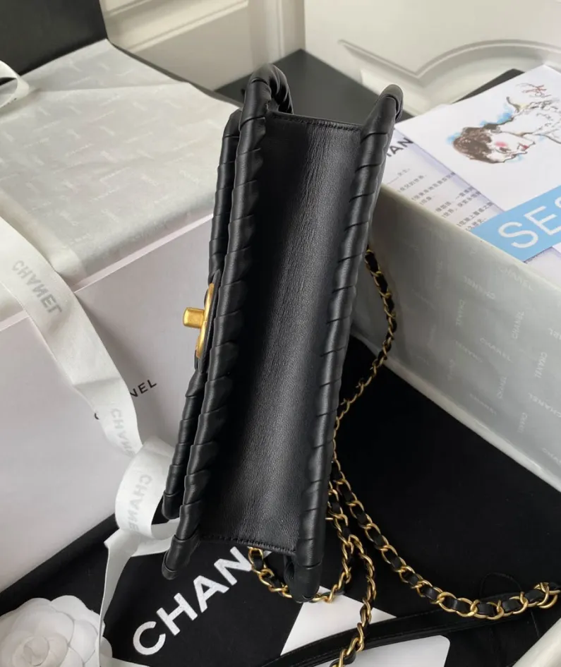 Chanel Model: AS2496 Size: 22cm