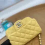 Lambskin Model: 1115 Size: 17cm