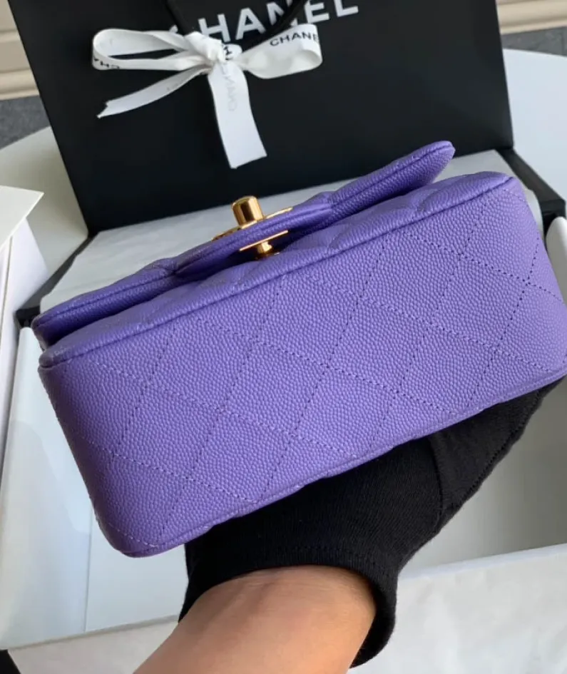 Lambskin Model: 1115 Size: 17cm