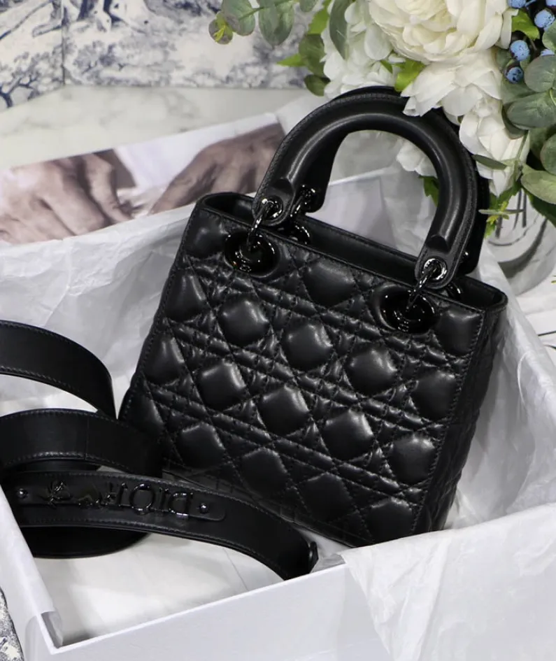 Size: 20cm