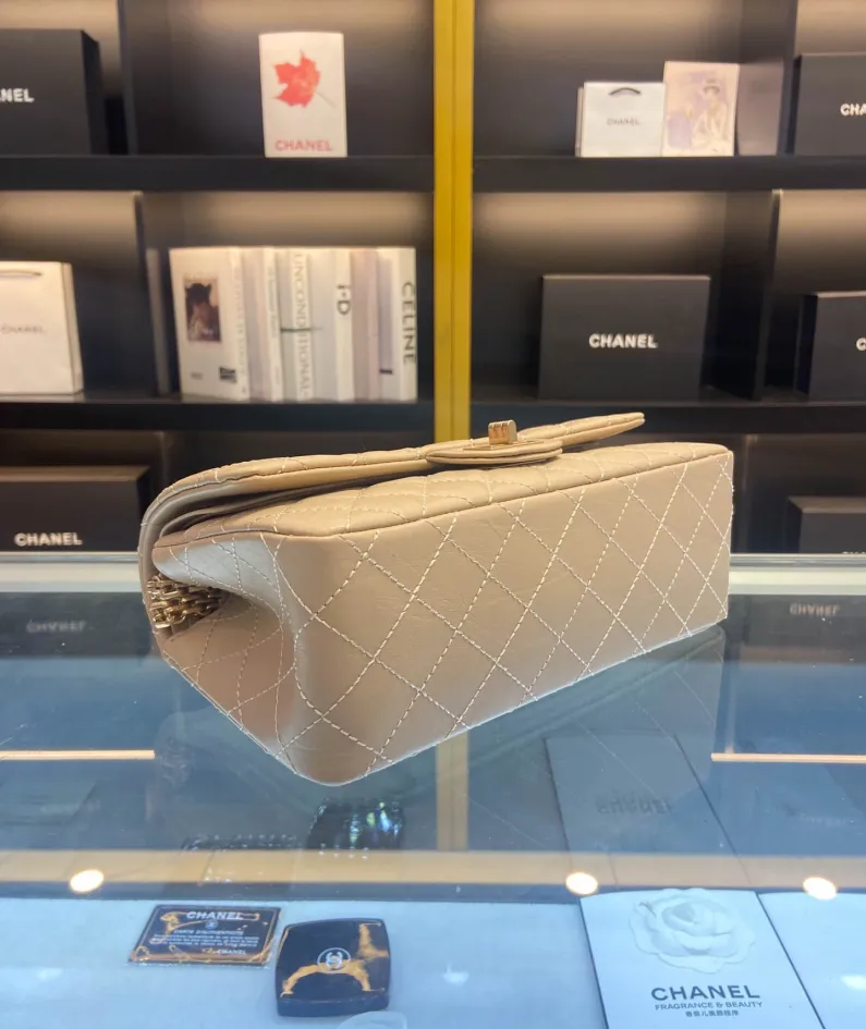 CHANEL Size: 24cm Ident No.: 037586