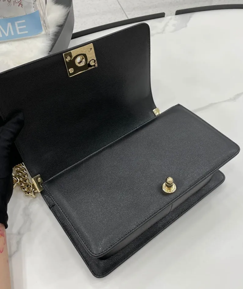 Diamond ball calfskin Size: 25cm