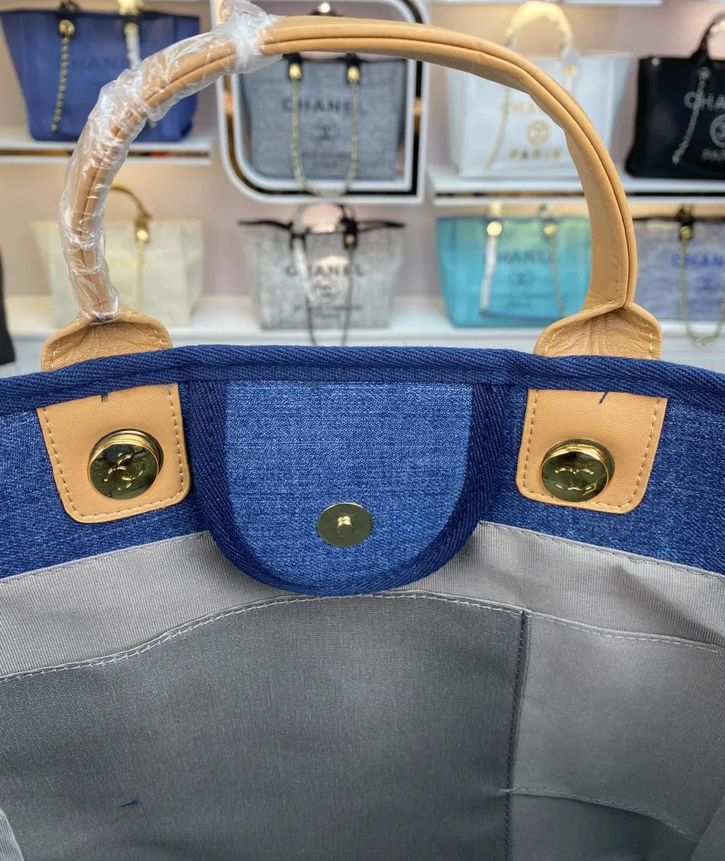 Chanel Size: 38*30*21cm Style: 8824