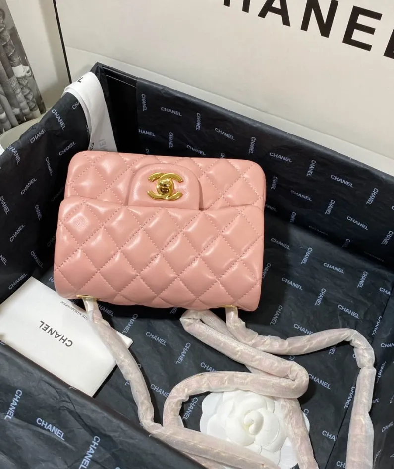 Lambskin Model: 1115 Size: 17cm