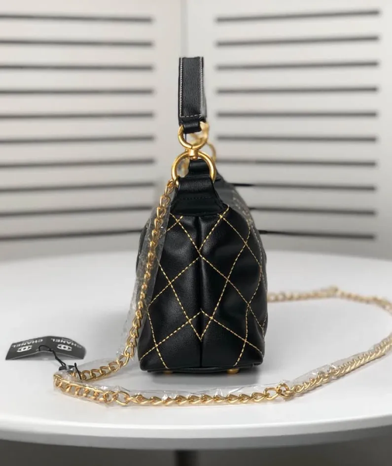 Chanel Style: 215# Size: 26.14.9