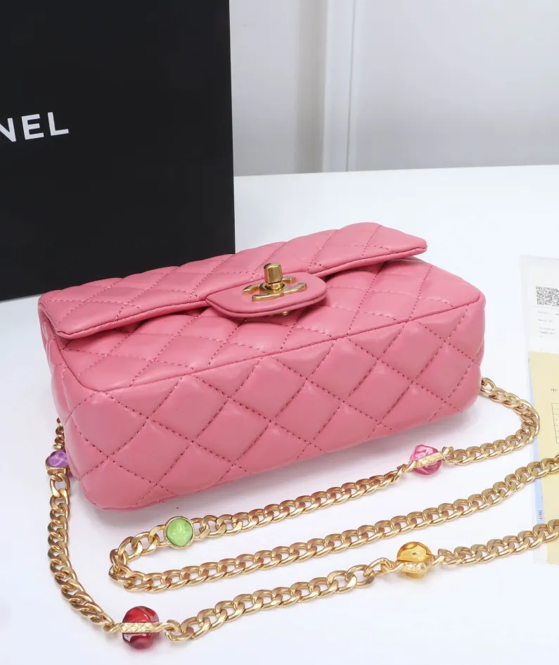 Chanel Stone Chain Bag Size: 21/13/6 Style: 611