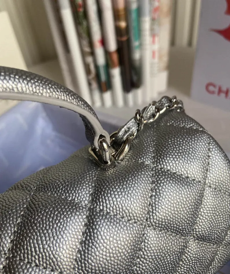 Handbag Size: 20x14x7 Model: AS243