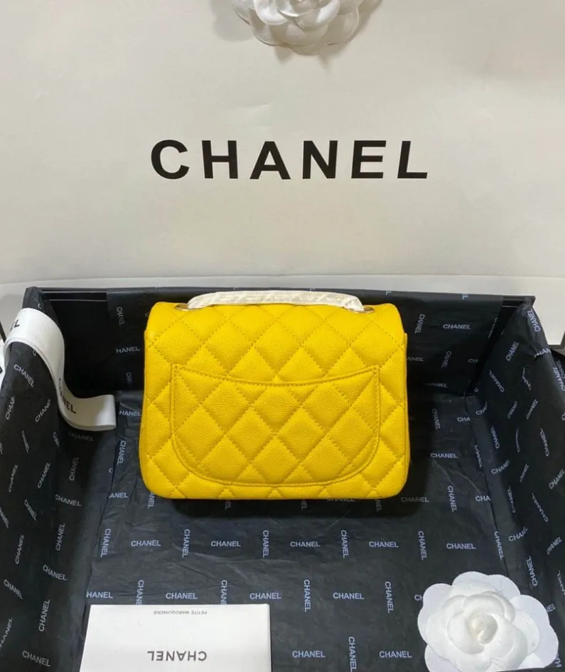 Lambskin Model: 1115 Size: 17cm