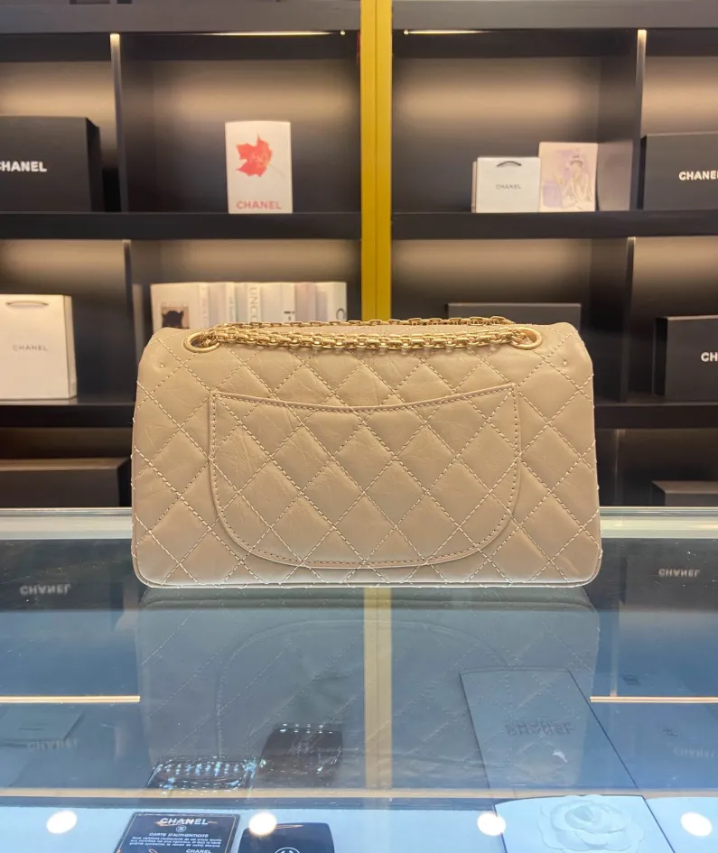 CHANEL Size: 24cm Ident No.: 037586