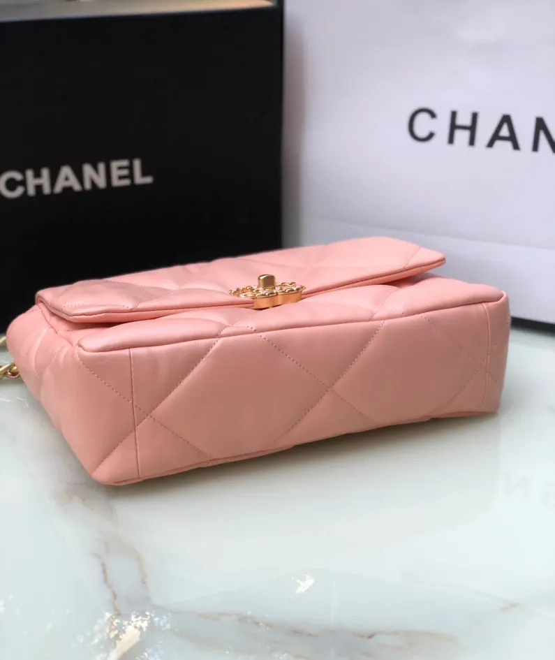 Chanel Model: S1161 Size: 30cm