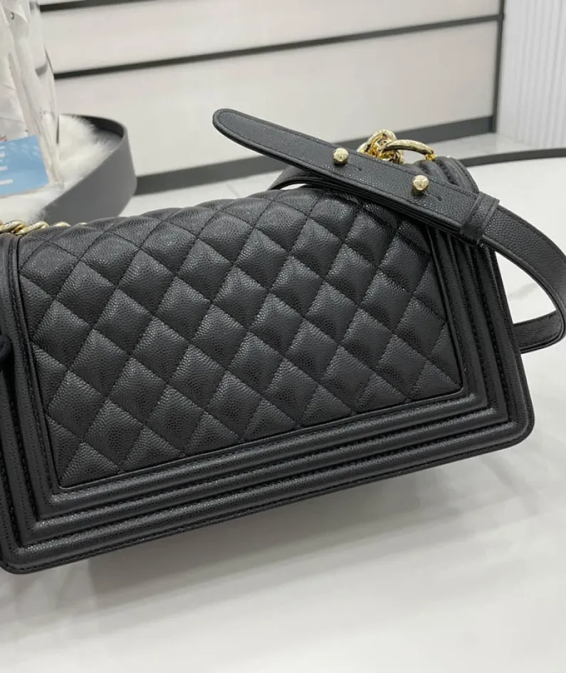 Diamond ball calfskin Size: 25cm