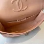 classic flap lambskin light gold buckle classic flap size:25cm