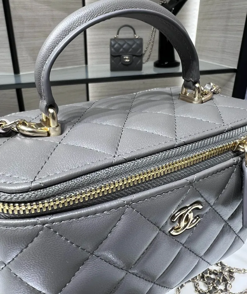 Hand Cosmetic Bag AP2199Y8690 Size: 17*9.55*8cm
