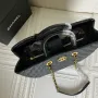 CHANEL palm pattern Size: 35*30*13 Style: 8007