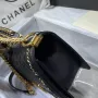 CHANEL Wrist Bag Model: 67086-1 Size: 25