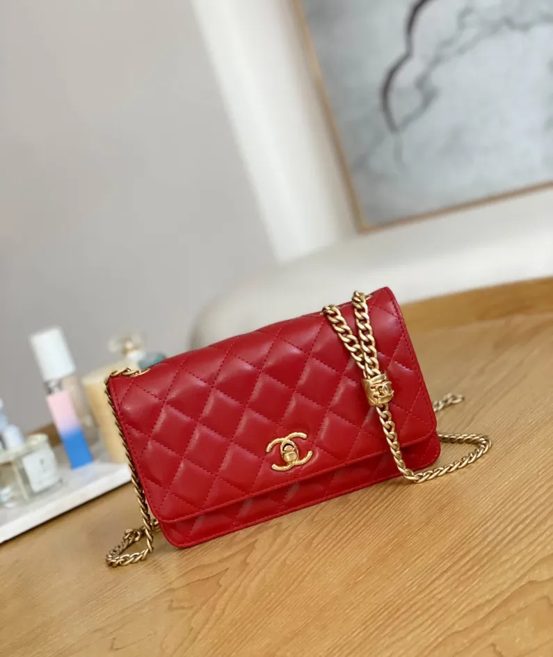 Chanel Stewardess Bag Model: 81225 Size: 19cm
