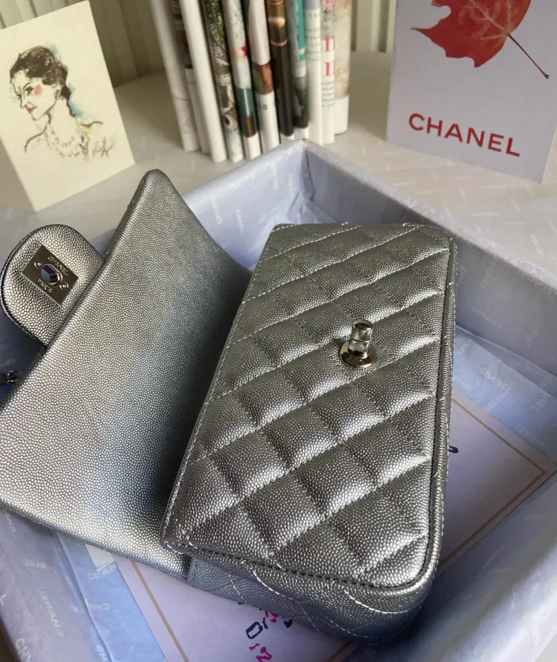 Handbag Size: 20x14x7 Model: AS243