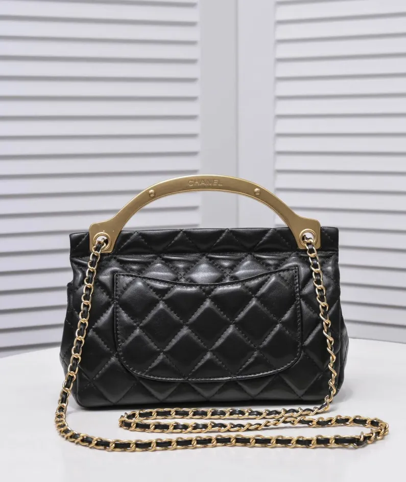 ChaneLady Handle Size: 23* 20* 8cm