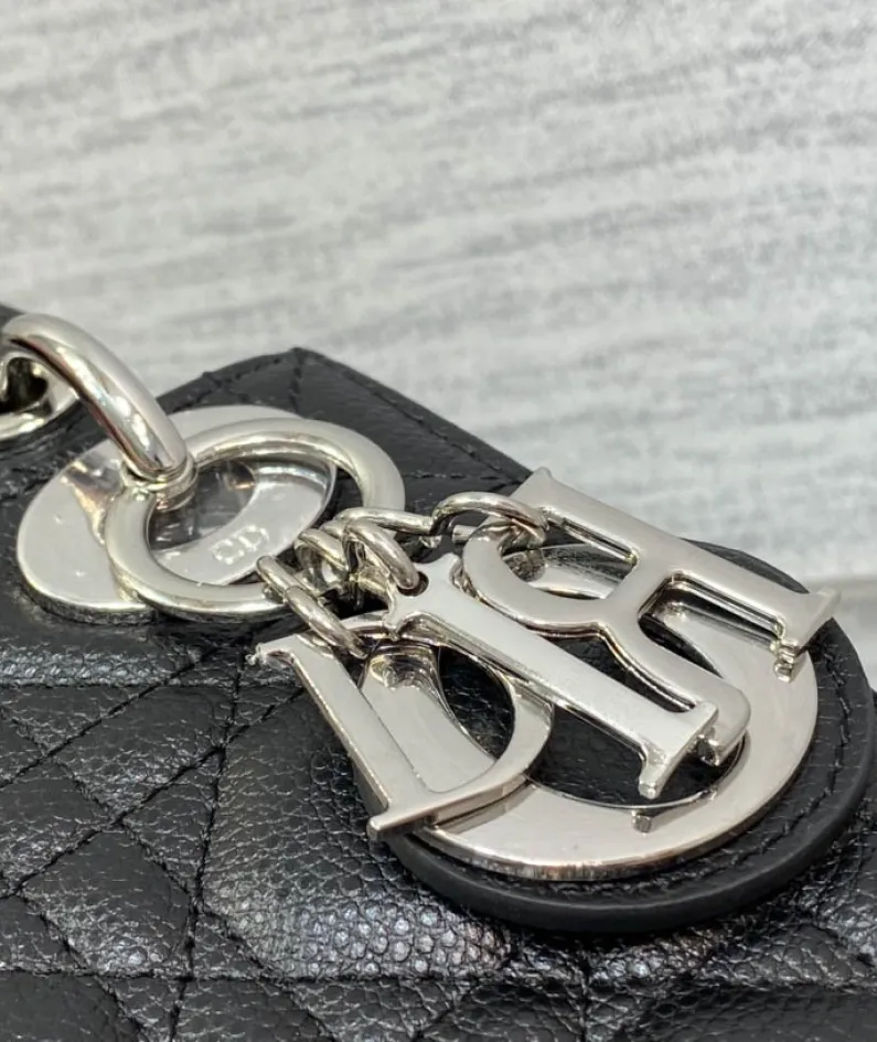 Classic Lady toffee bag size:17cm