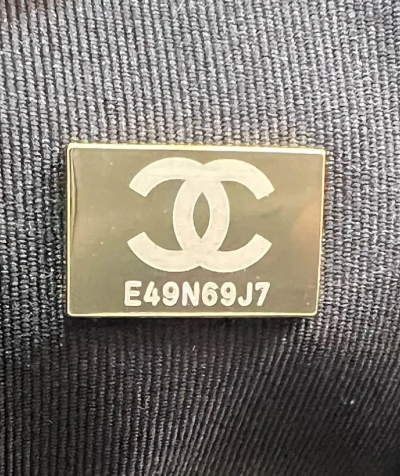 CHANEL Portable Briefcase Model: AS3529# Size: 30x22x7Cm