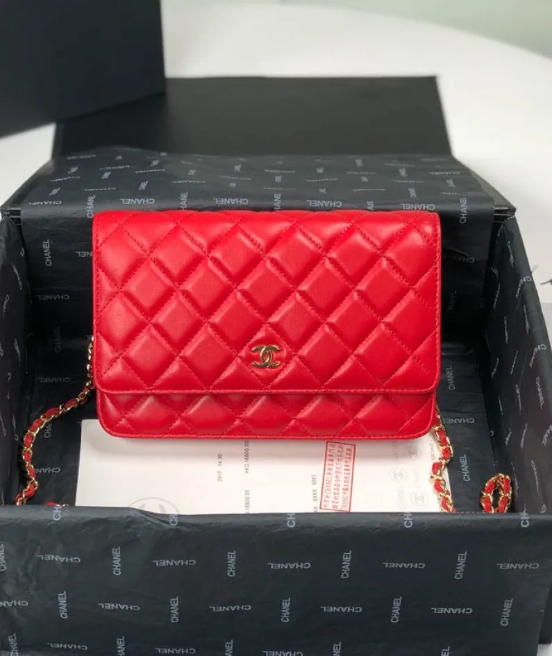 Lambskin Shoulder Chain Bag Style Number: 33814