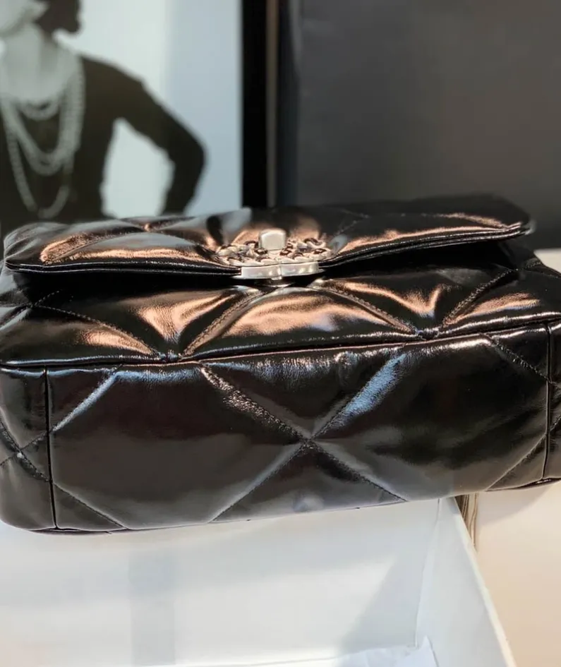 Chanel Size: 26cm