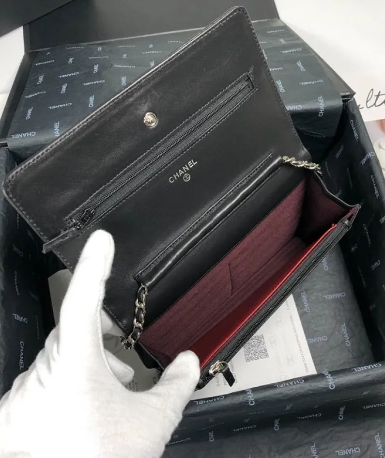 Lambskin Shoulder Chain Bag Style Number: 33814