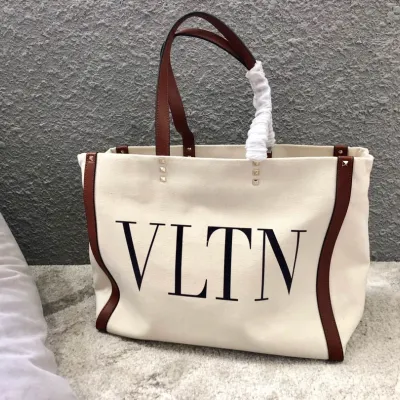 Model 0978 Valentino Size:37x12x32cm