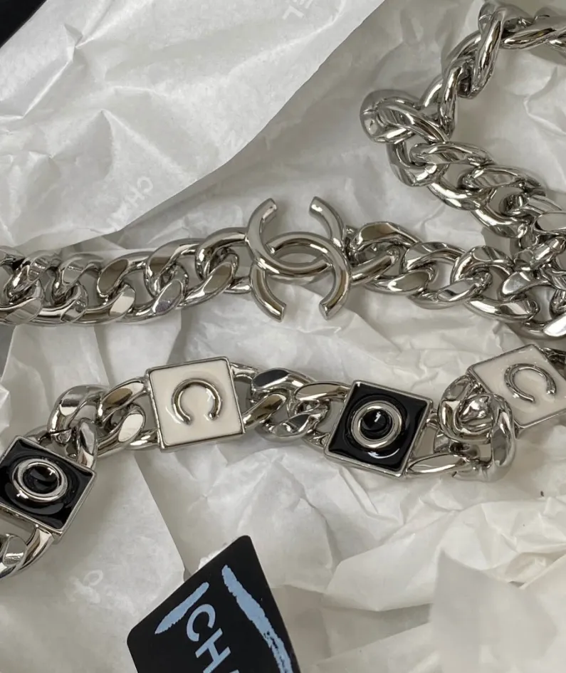 Enamel Buckle Chain AP2178 Size: 12 cm