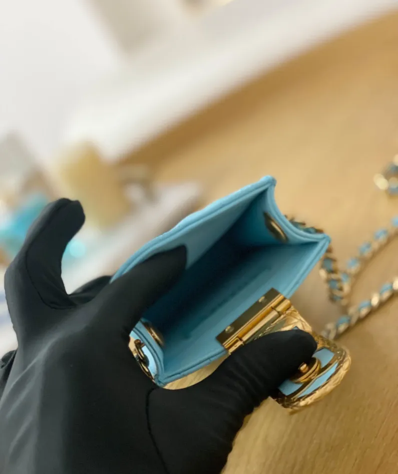 Mobile phone bag Size: 18*3*10cm