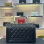 Gold Buckle Calfskin Size 20*12*7cm Model Number: 67085