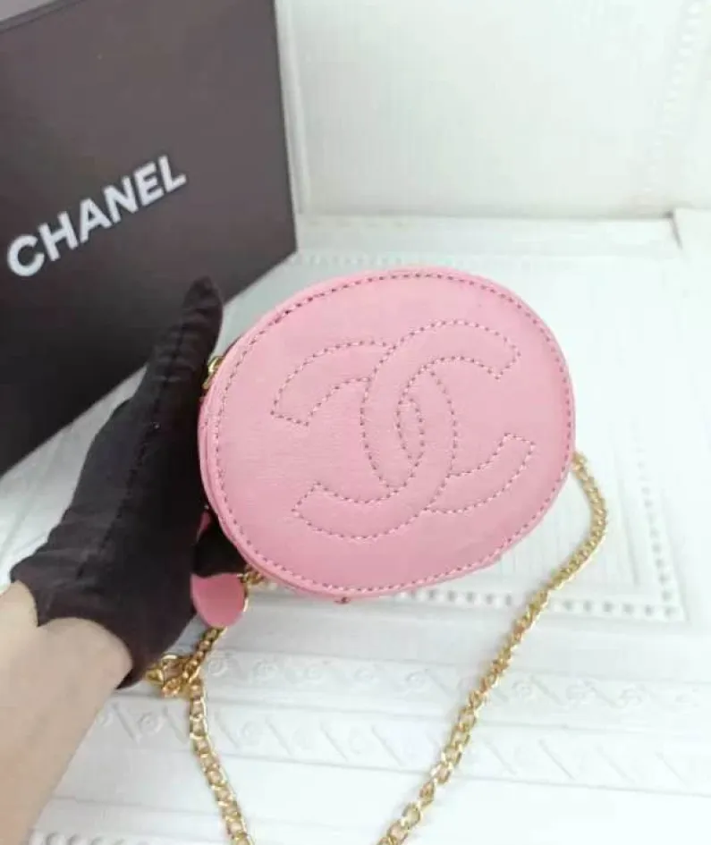 Chanel Vintage Cosmetic Bag Size: 12x11cm, Style: 212
