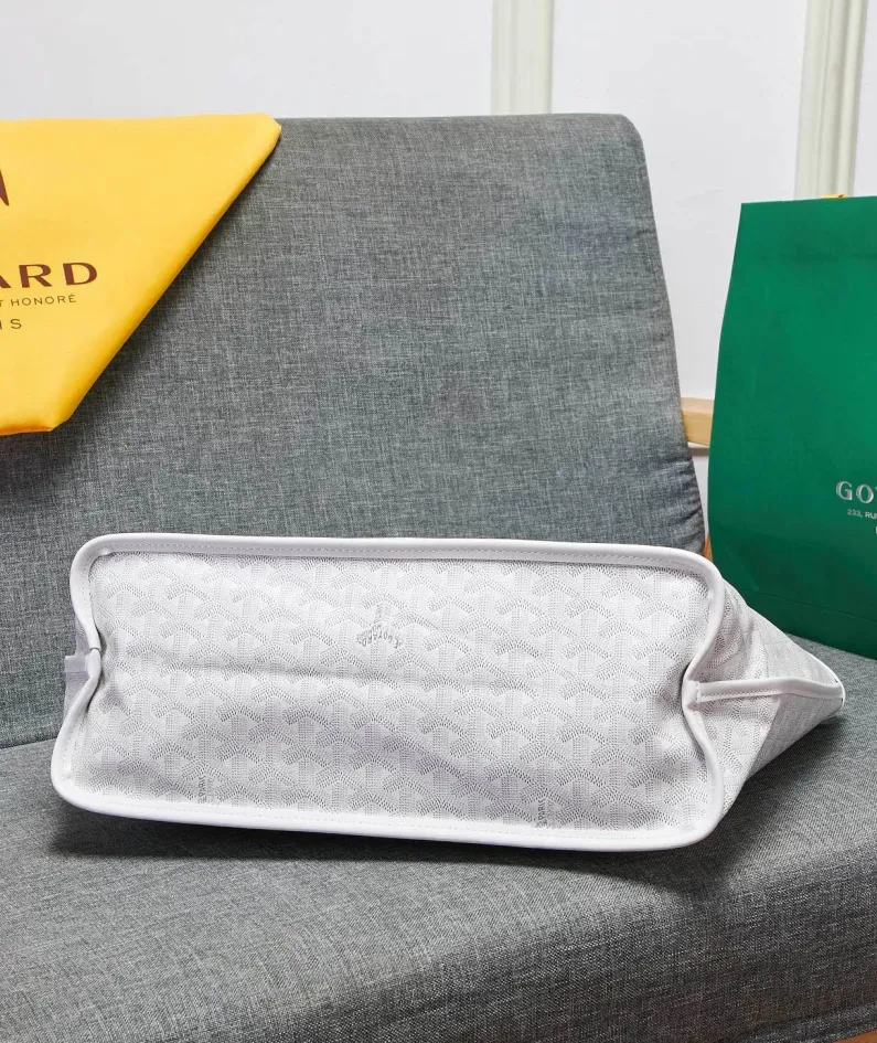 goyard size:40*55*15*30cm 34*46*15*28cm