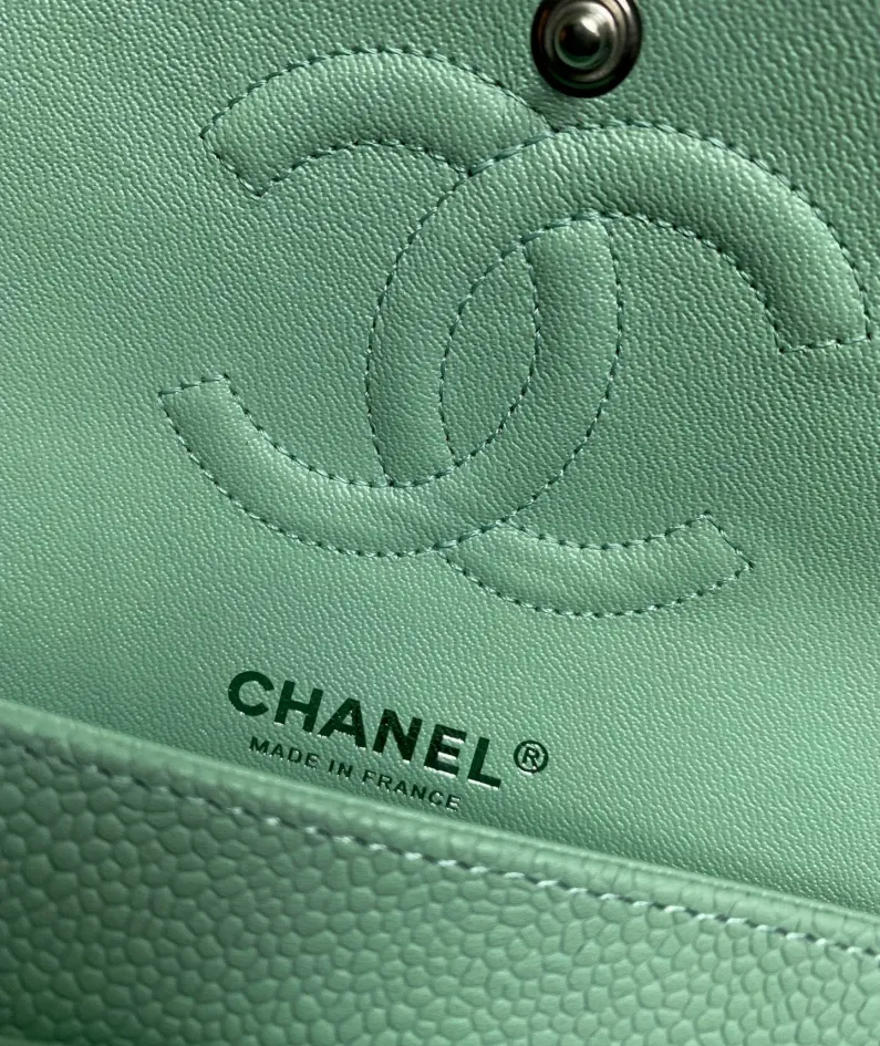 Leather Ball Pattern Mint Green Model: -A01112 Size: -25.5*15.5*6.5