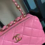 CHANEL Size: 22*10*15