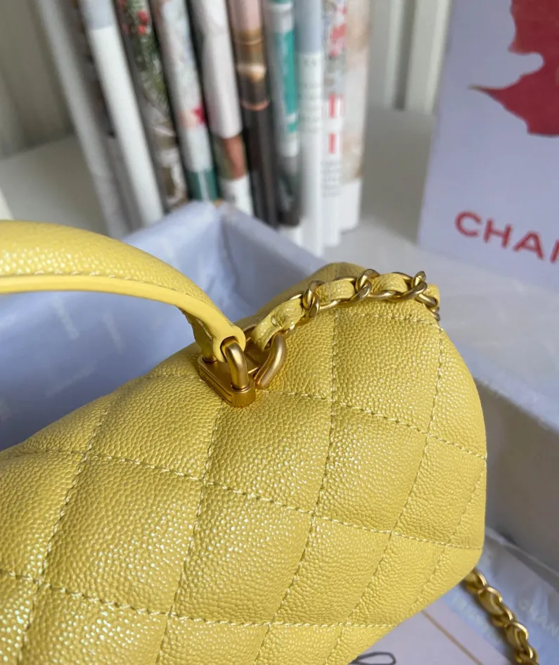 Handbag Size: 20x14x7 Model: AS243