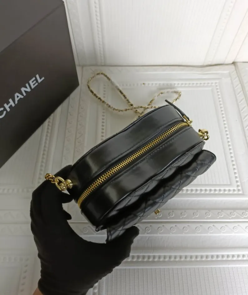Love Bag Size: 16.5186.5cm Style: 2026