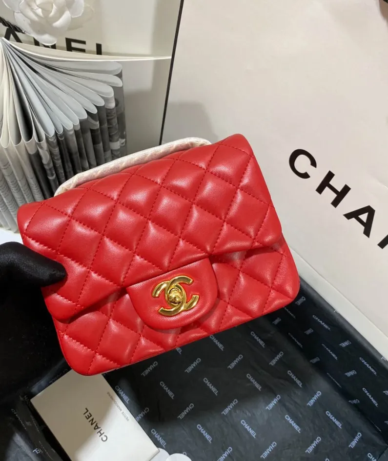 Lambskin Model: 1115 Size: 17cm