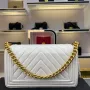 Gilt buckle Model number: 67086 Size: W25*H14-16*D7.5