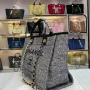 Chanel One Shoulder Handbag Size: 38*30*20 Style: 8820