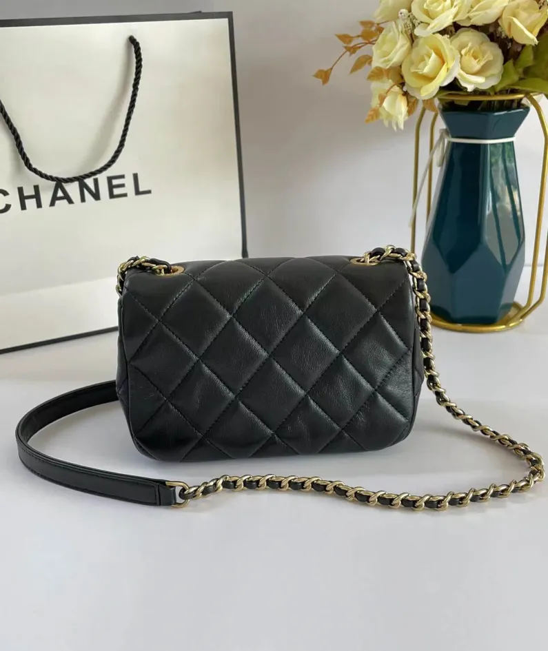 CHANEL Model: AS3473# Size: 13207cm