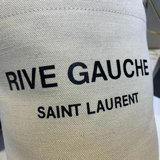 Bucket bag Model: 669299 Size: 20cm 30cm 28.5cm.