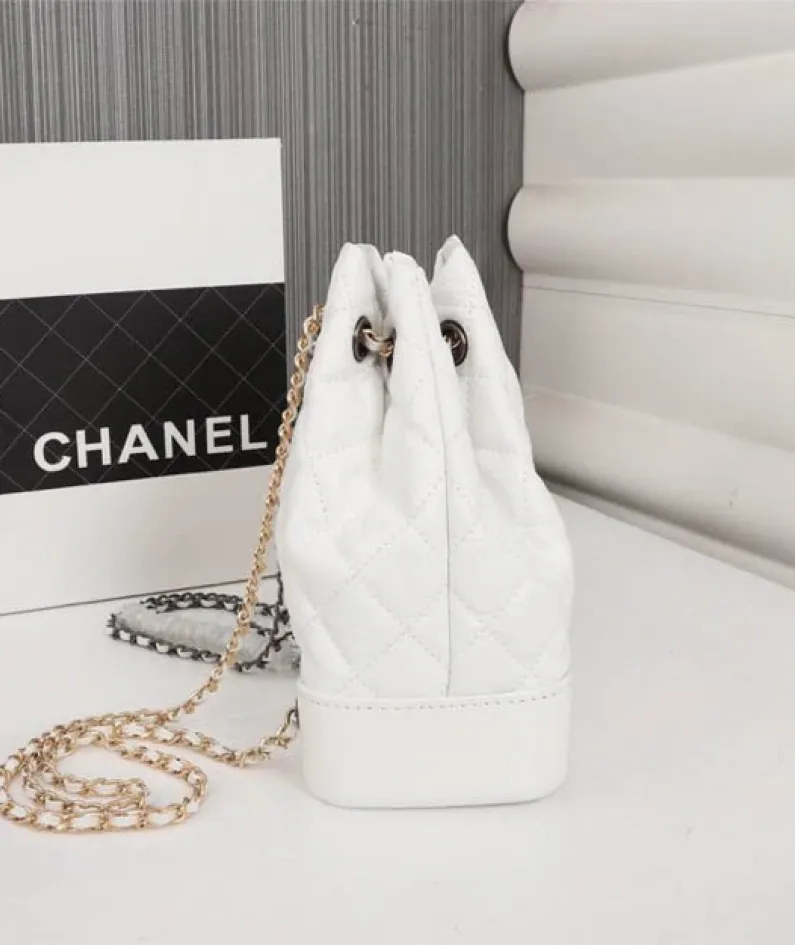 Chanel Stray Backpack Size: 24-23-11.5cm Style: 1018