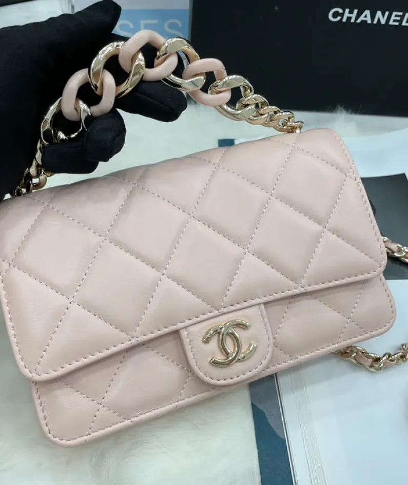 Handbag Size: 19cm Model Number: AP2377/B07302