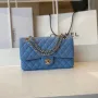 classic flap lambskin light gold buckle classic flap size:25cm