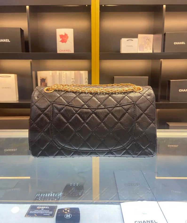 CHANEL Size: 24cm Ident No.: 037586