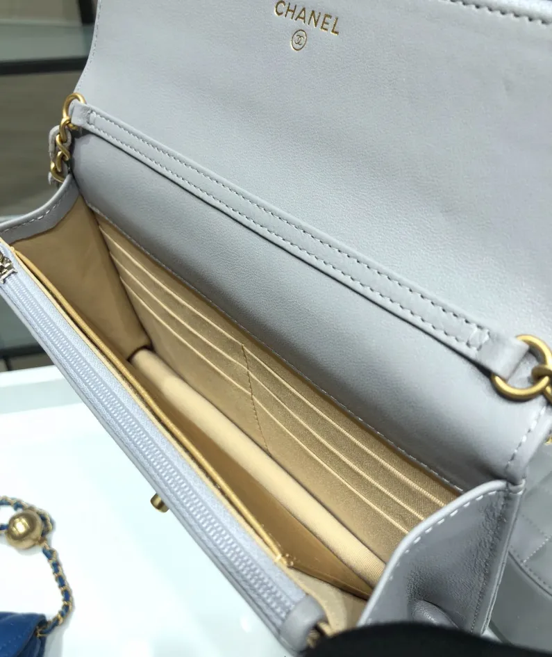 Metal Ball Underarm Bag Size 19 Model Number: AP1450Y8680